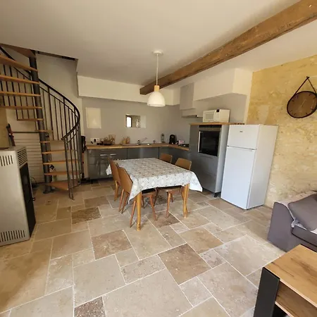 Maison Dans Ancien Corps De Ferme *