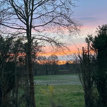Ferienhaus Maison Dans Ancien Corps De Ferme Le Pin-la-Garenne