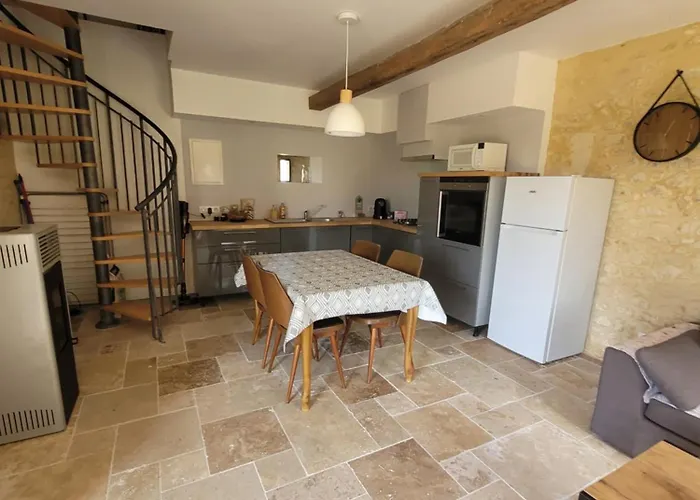 Maison Dans Ancien Corps De Ferme *